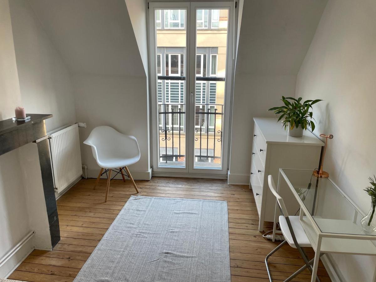 Charming Room In Eu District Brussels Exterior photo